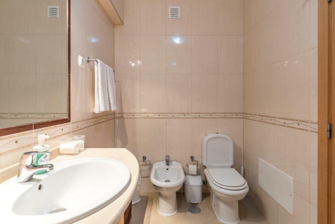 Apartamento Perto Praia, Com Piscina Алвор Екстер'єр фото
