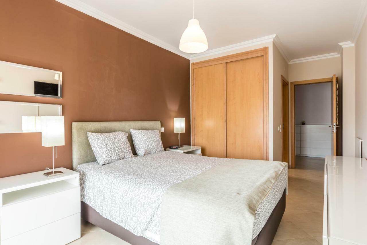 Apartamento Perto Praia, Com Piscina Алвор Екстер'єр фото